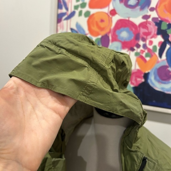 Carhartt green breathable zip up windbreaker jacket size L - Picture 4 of 6